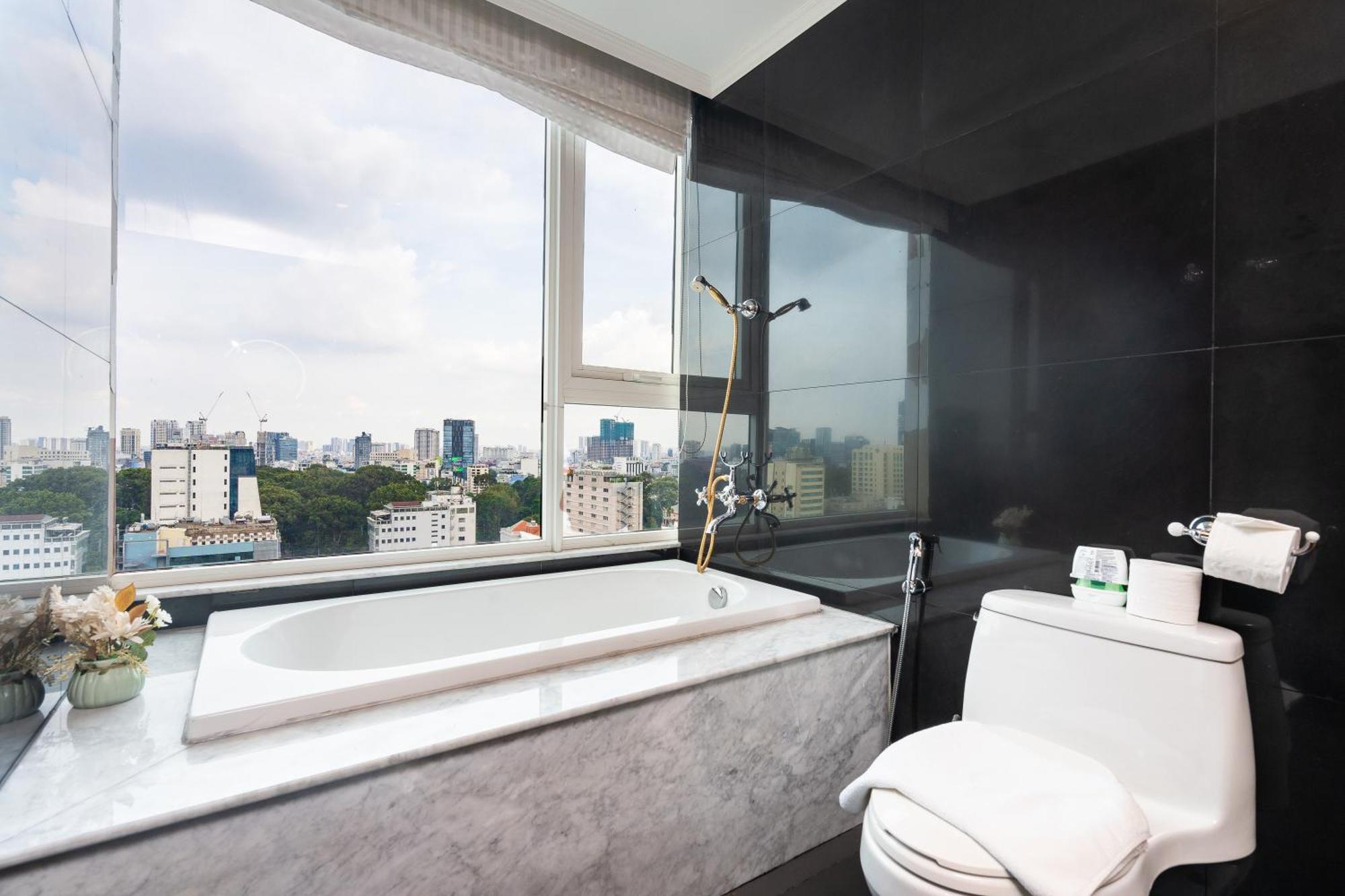 Leman Luxury Apartments 2Br 3Br For Rent In Central Ho Chi Minh City Exterior photo